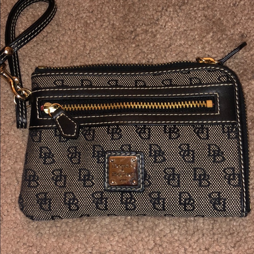 Dooney and Bourke wristlet